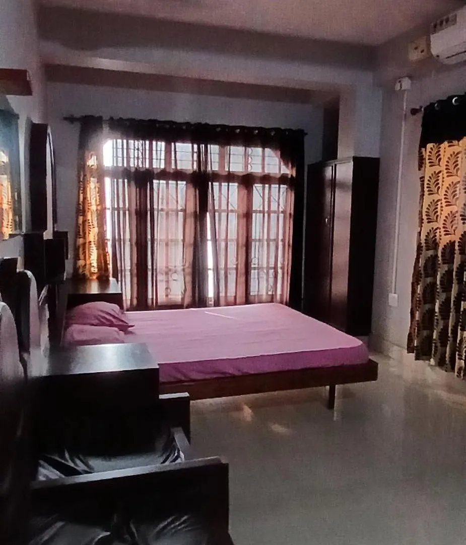 Hotel Manjeri Tourist Home