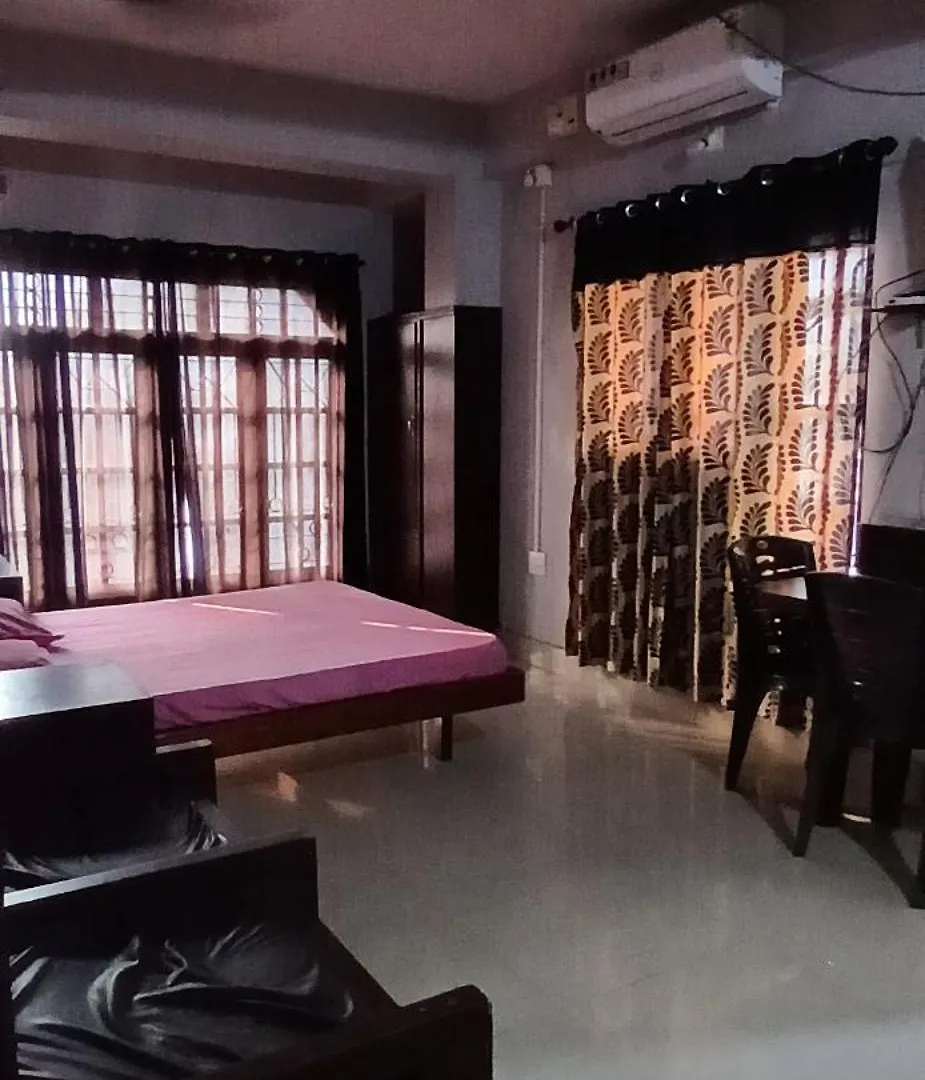 Manjeri Tourist Home 0*,
