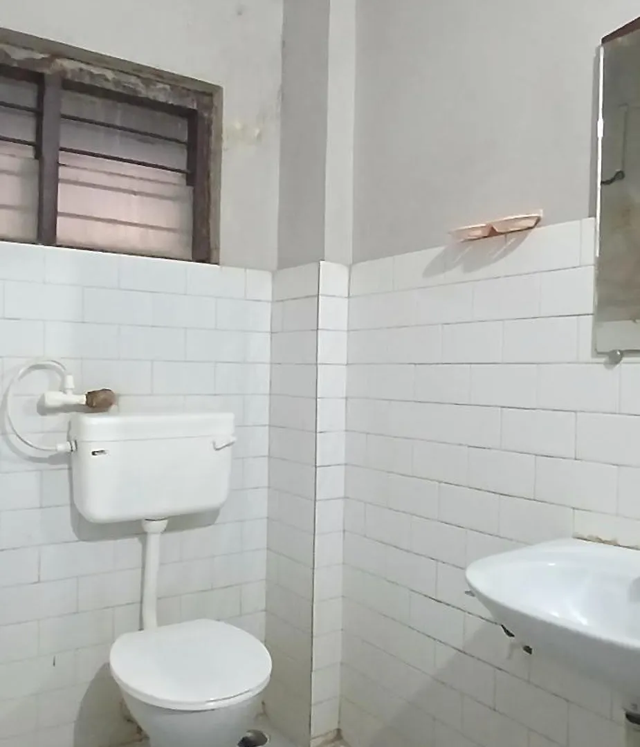 Manjeri Tourist Home Hotel